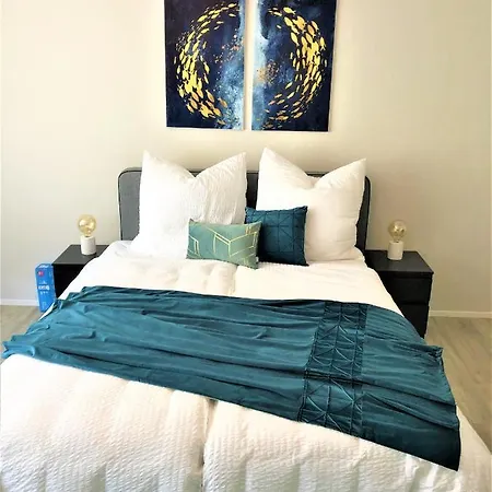 Central-modern With Balcony Near Mtu, The By Lakescape Fewos